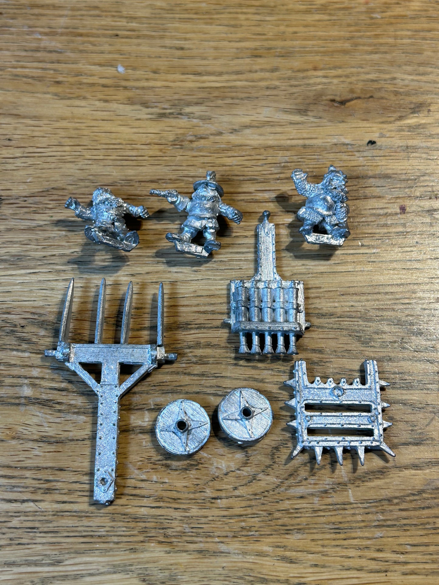 1988 Marauder MM12 Dwarf Organ Gun Cannon Games Workshop Warhammer fantasy War Machine (missing the wheel scythes)