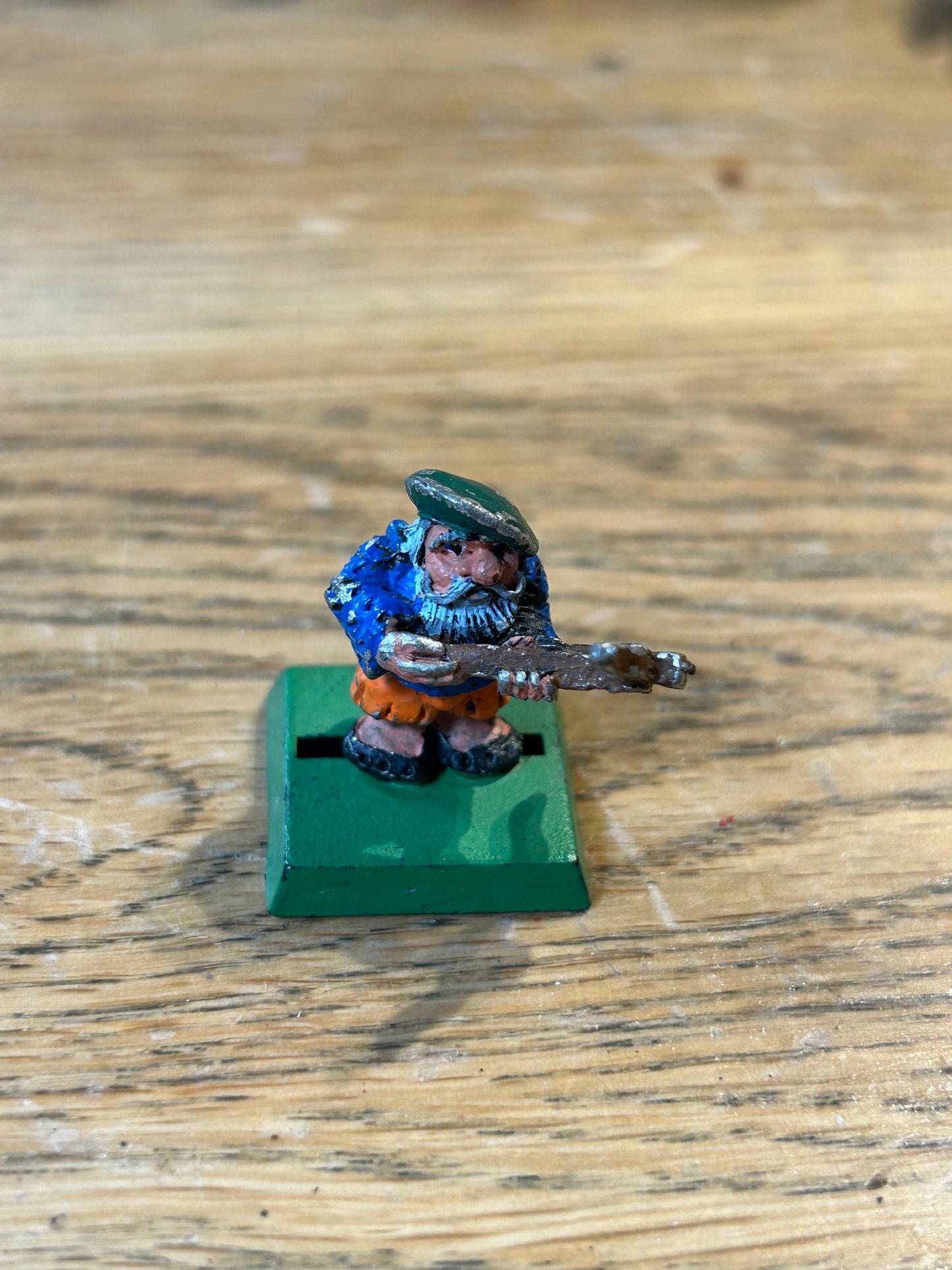 Citadel Games Workshop Marauder MM15 Dwarf Crossbowman Crossbow 1980s Metal with plug-in crossbow