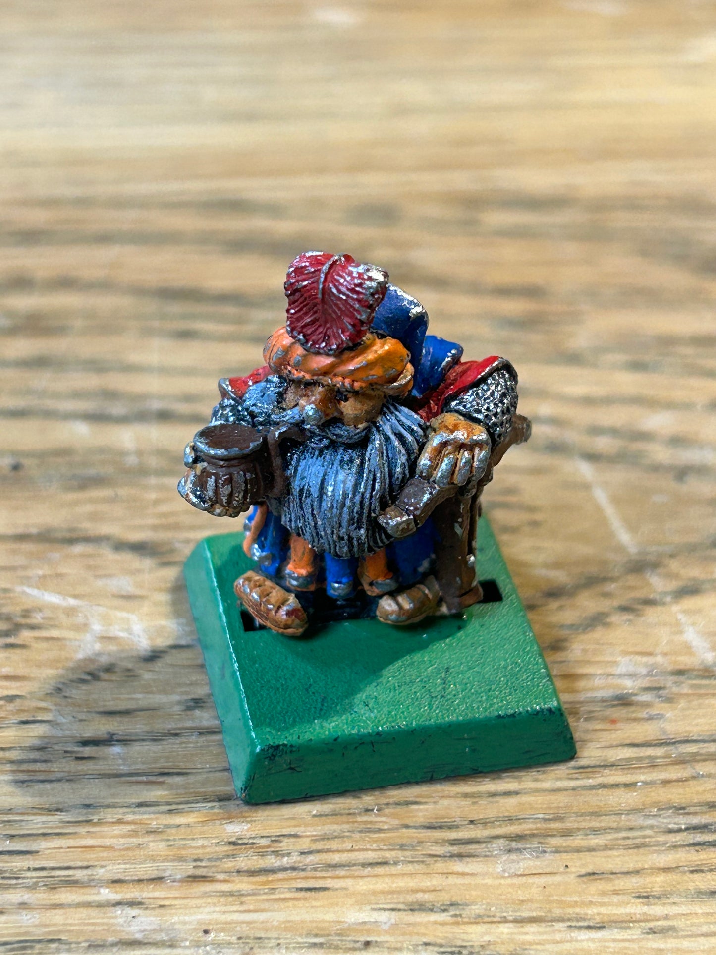 Citadel Warhammer fantasy 90s Marauder Dwarf MM15 Crossbowman with pipe