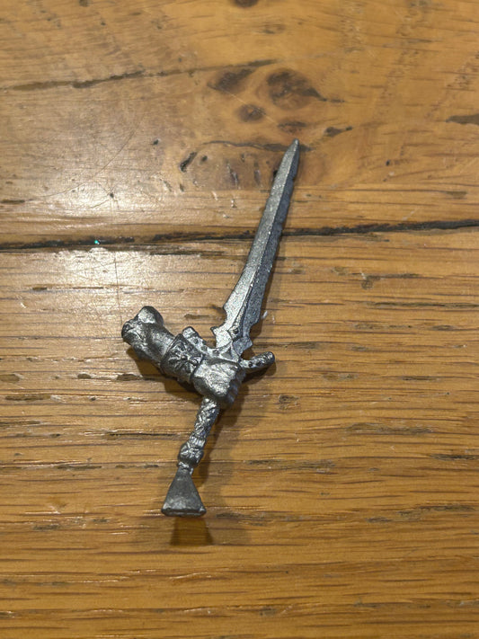 Warhammer fantasy dragon ogre hand with sword