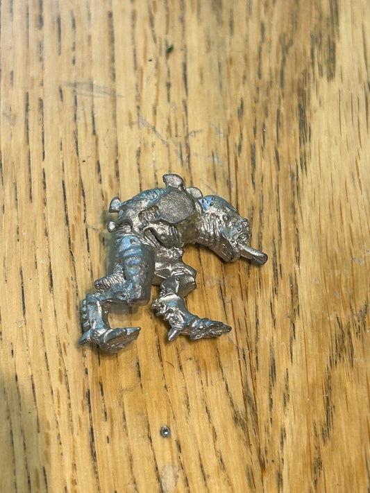 Warhammer 40K Rogue Trader Metal PURESTRAIN GENESTEALER BODY (no arms or tab)