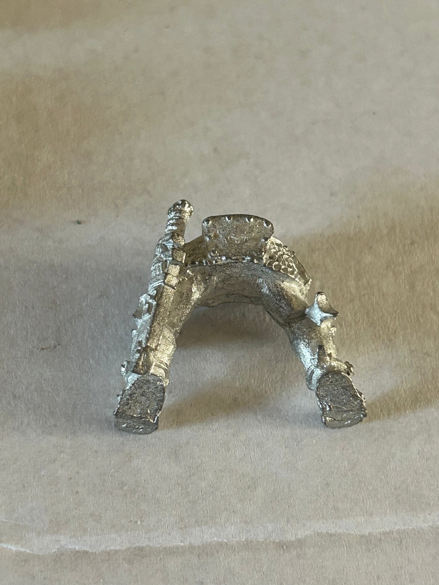 WFB Chaos Knight Legs 5th Edition metal (18 available)