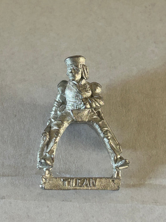 Bronzino mounted crewman (no horse) - Dogs of War - Citadel Warhammer Metal