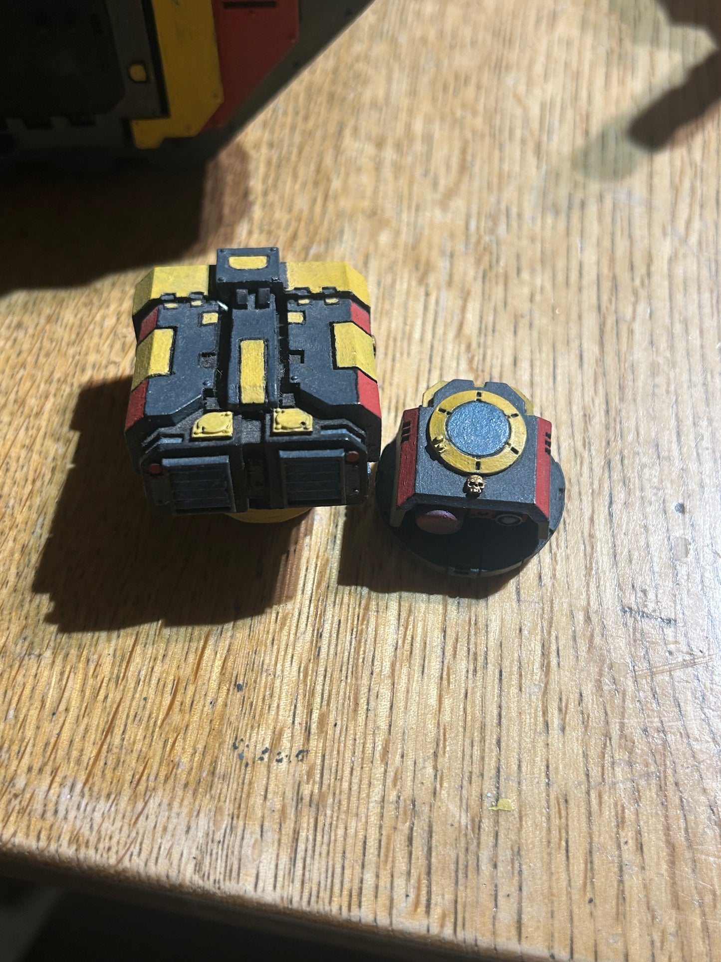 Warhammer 40K Space Marines Land Raider  painted