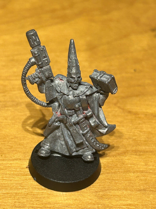 Necromunda Redemptionists Redemptor Priest w/ Meltagun 90s Metal Citadel