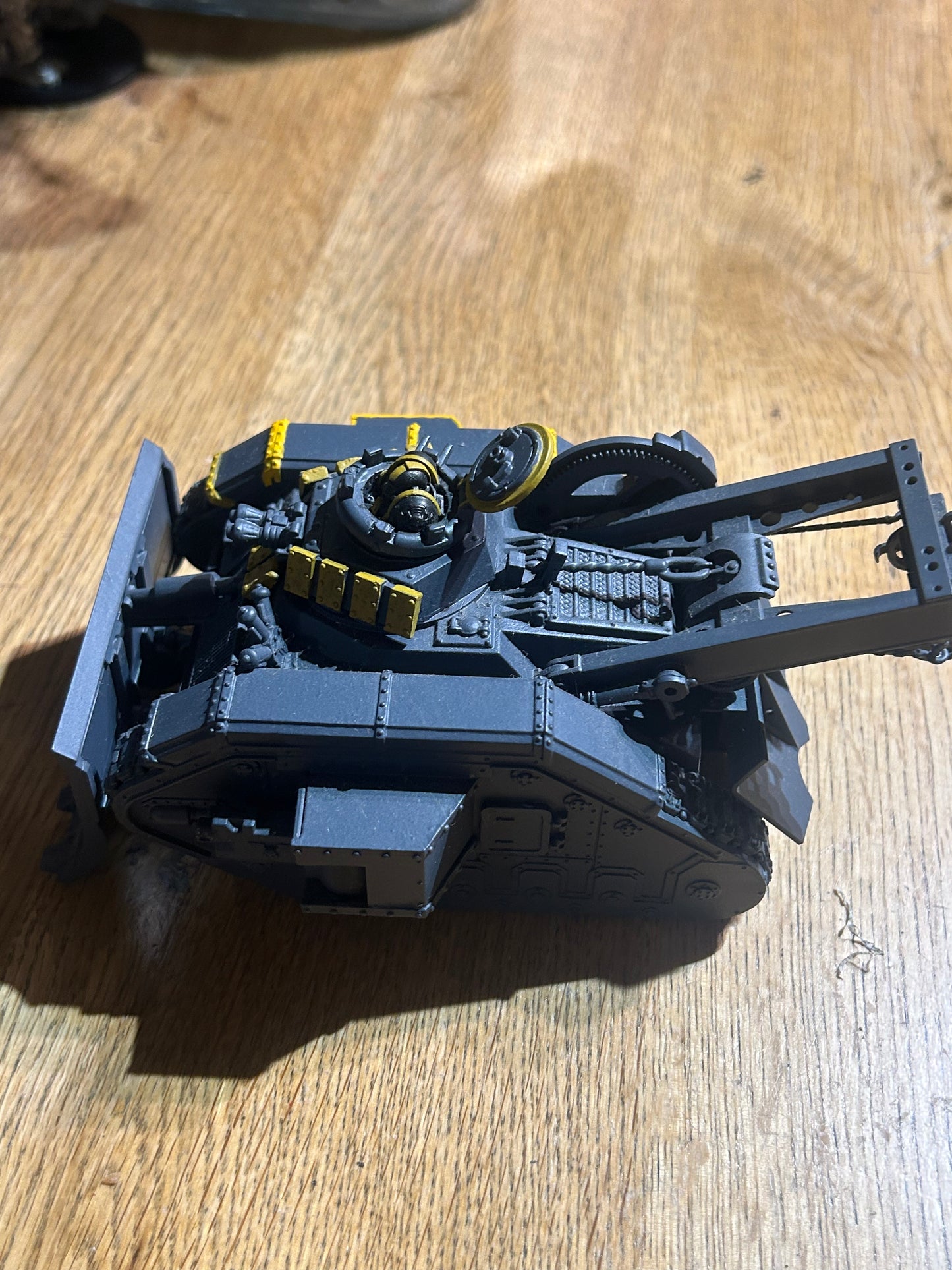 Warhammer 40k converted tank imperial guard or space marine (looks like an attempt at an atlas recovery tank)