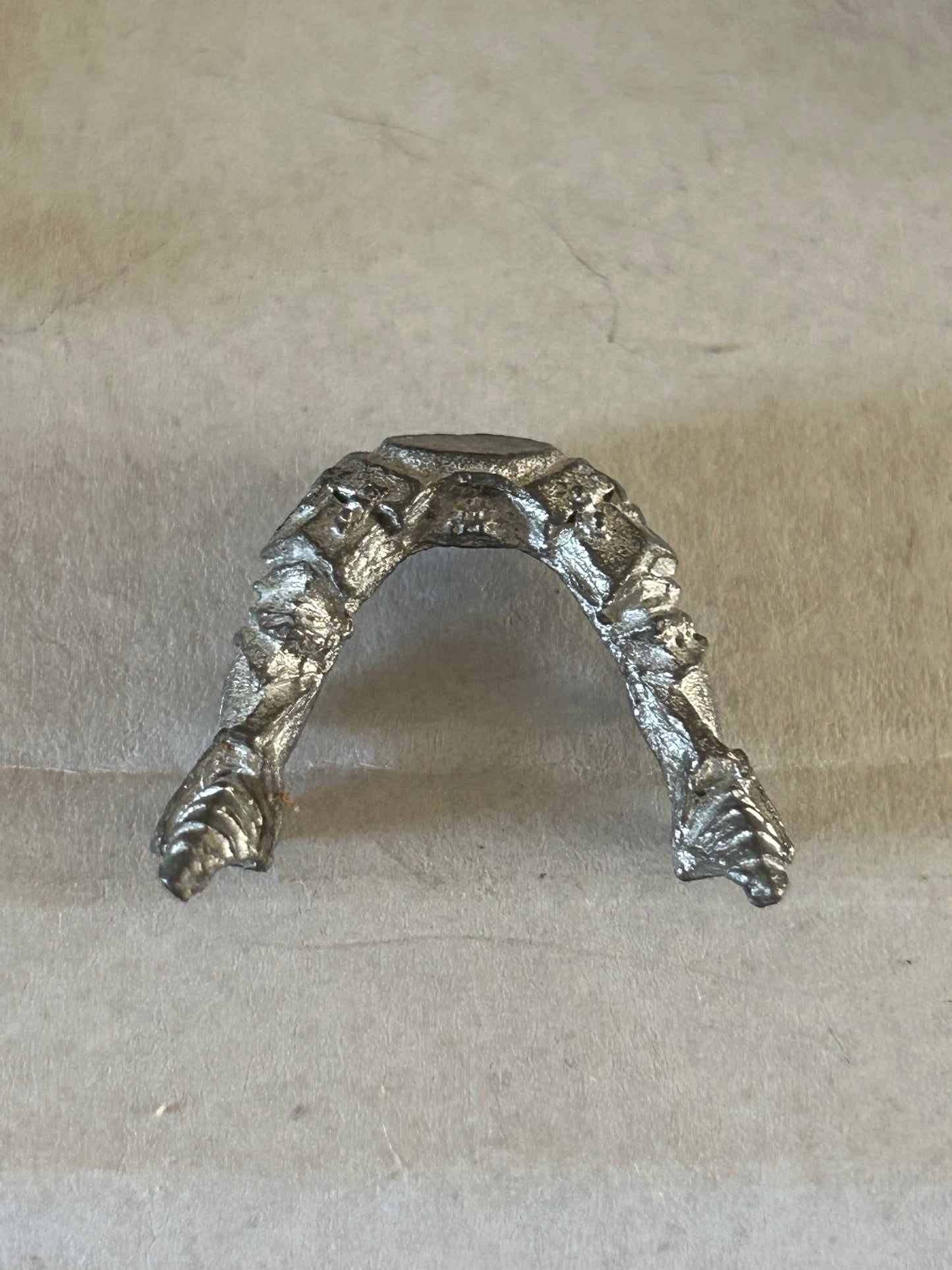 WFB Chaos Knight Legs 4th Edition metal (18 available)