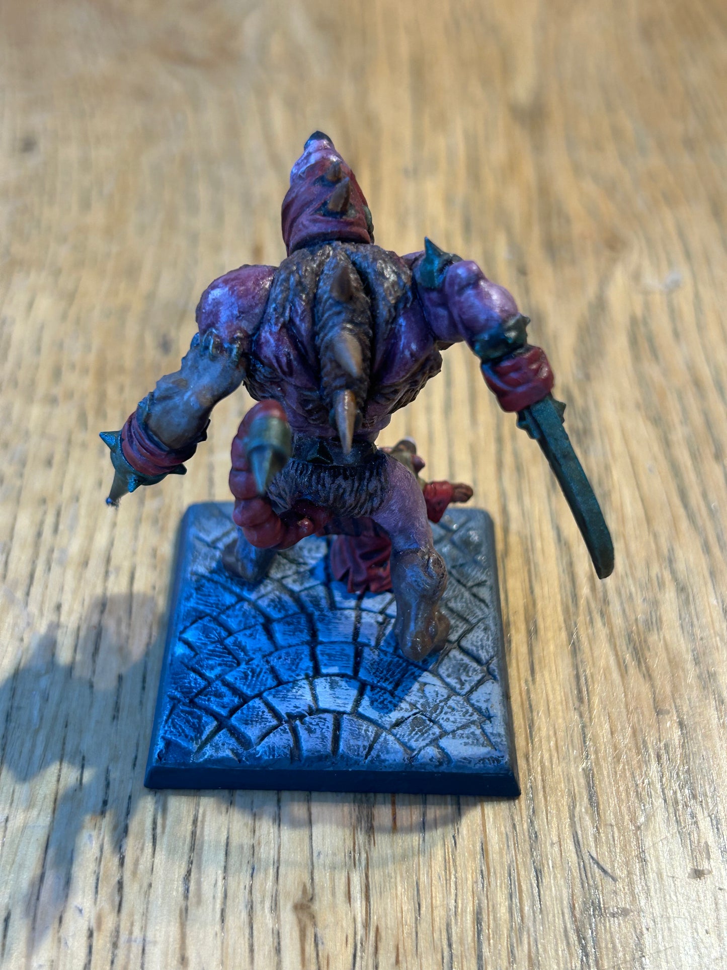 Warhammer fantasy nicely painted plastic rat ogre