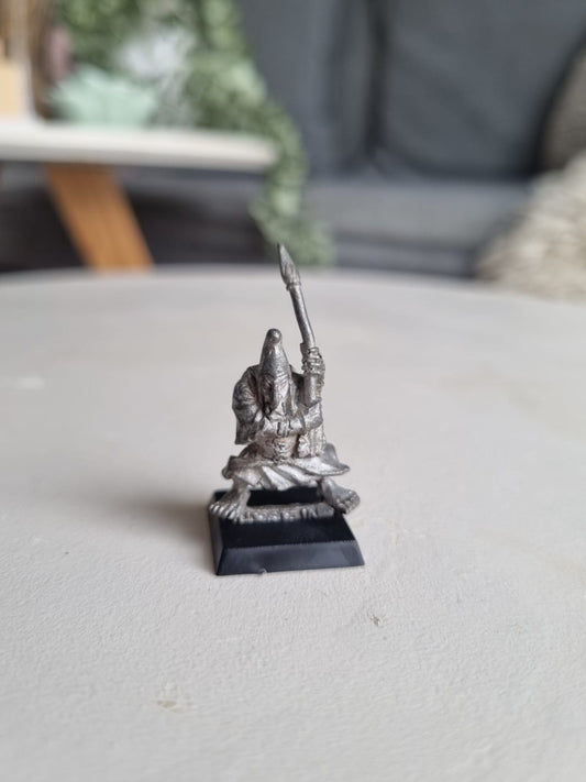 Citadel Warhammer classic 80s Hobgoblin bolt thrower crewman