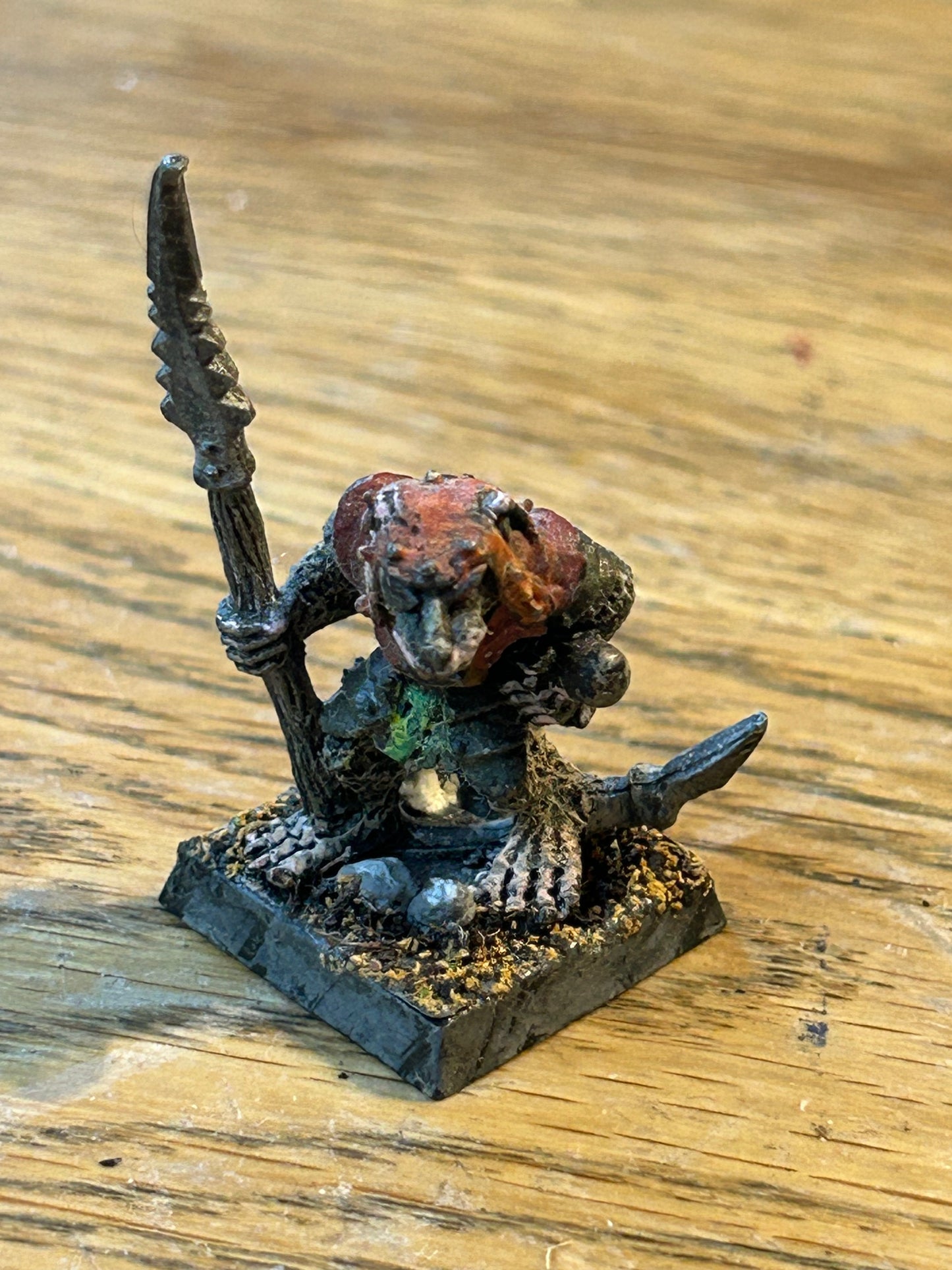 Warhammer fantasy C47 Skaven Clan Rat Gwrack with spear/halberd Metal Chaos Ratmen Citadel 1987