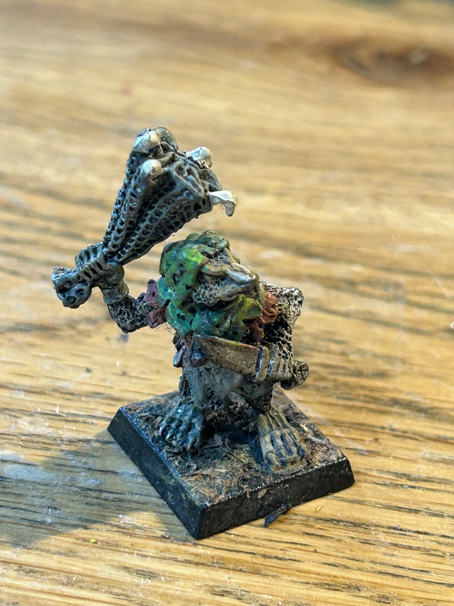 Vintage Skaven 'Skurge Hooknet, Gutter Runner w. Dagger & Net 1' C47 1980s Metal