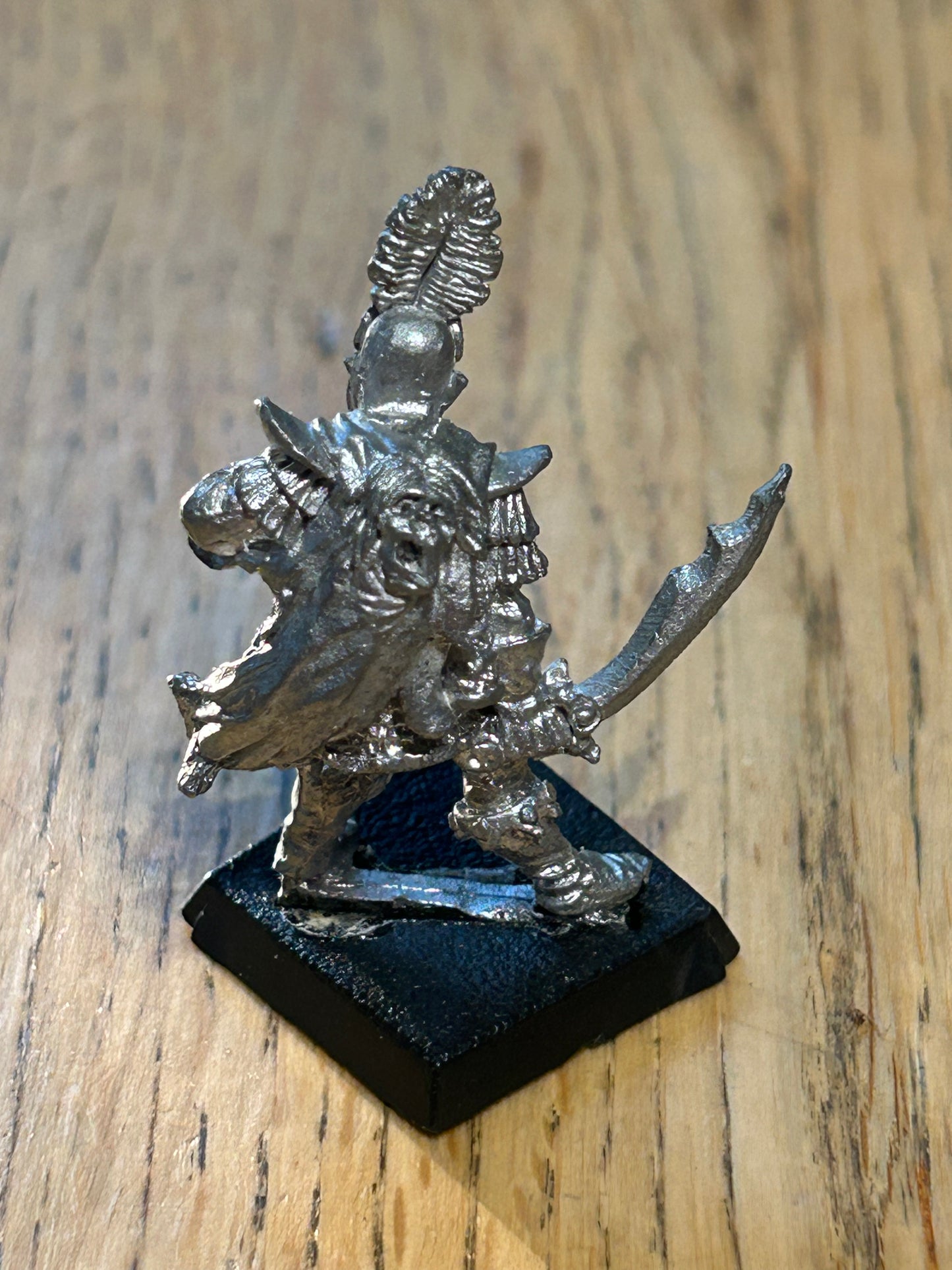 Citadel Warhammer 80s Reg Renown RR4 Mengil Manhide Dark Elf Command Leader