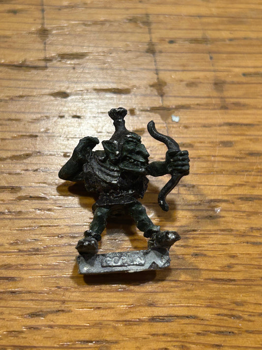 Warhammer Fantasy C12 Goblin Twang Archer Bow Bowman Goblins 1987