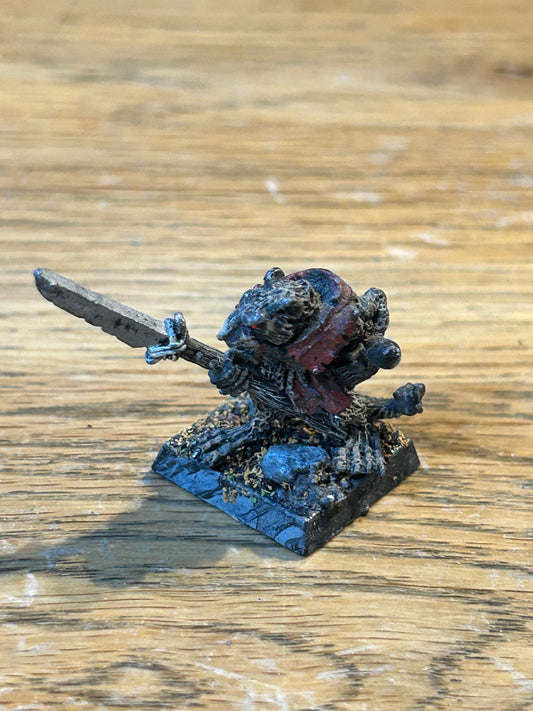 Vintage Warhammer Skaven 'Throtl, Clan Rat w. Halberd 6' C47 1980s Metal