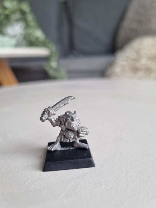 Warhammer fantasy Kev Adams goblin with sword