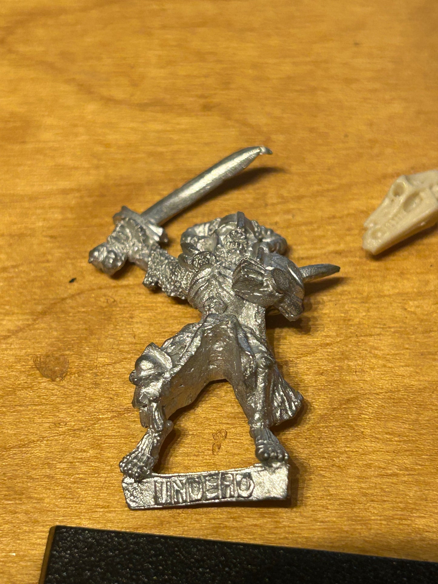 Warhammer Fantasy Undead Skeleton Horseman with sword Horsemen Games Workshop Citadel