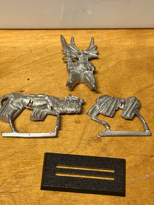 Warhammer Fantasy Undead Mounted Wight Lord Metal (missing shield)