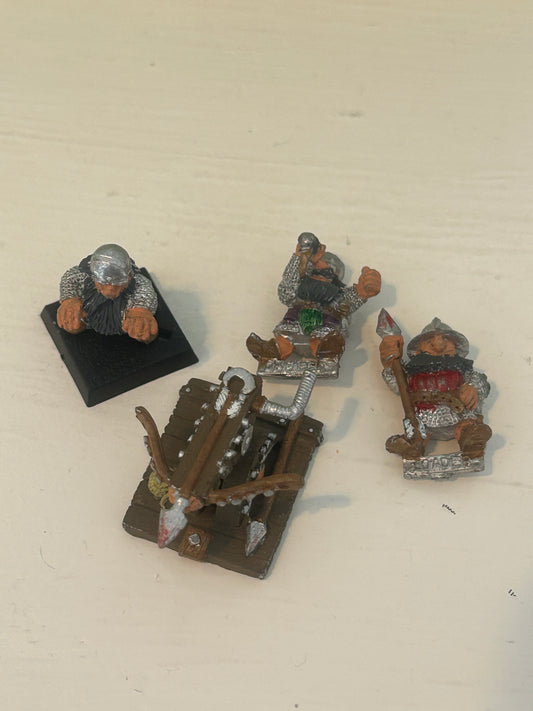 DWARF 4362 bolt thrower with 3 crew Dwarfs  Army Warhammer fantasy