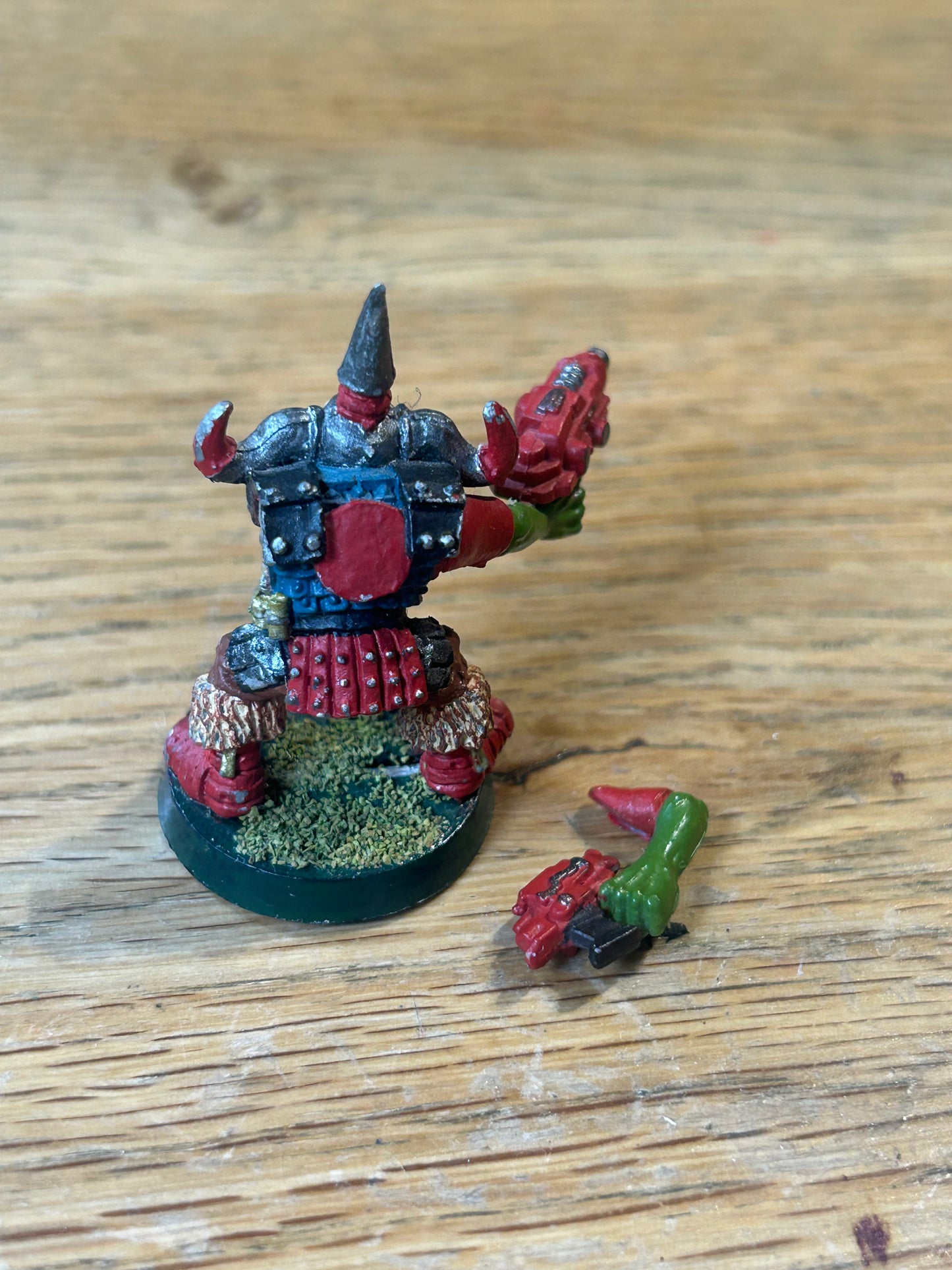 Warhammer 40k - Orks, Classic Rogue Trader - Goff Orc Skarboy, Skar Boy