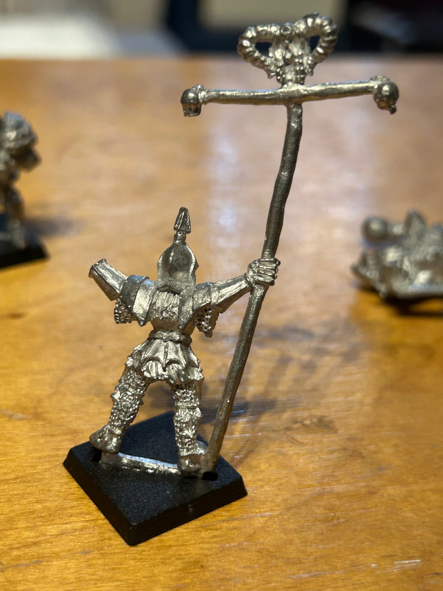 Warhammer Fantasy Old World Undead Vampire counts skeleton standard bearer