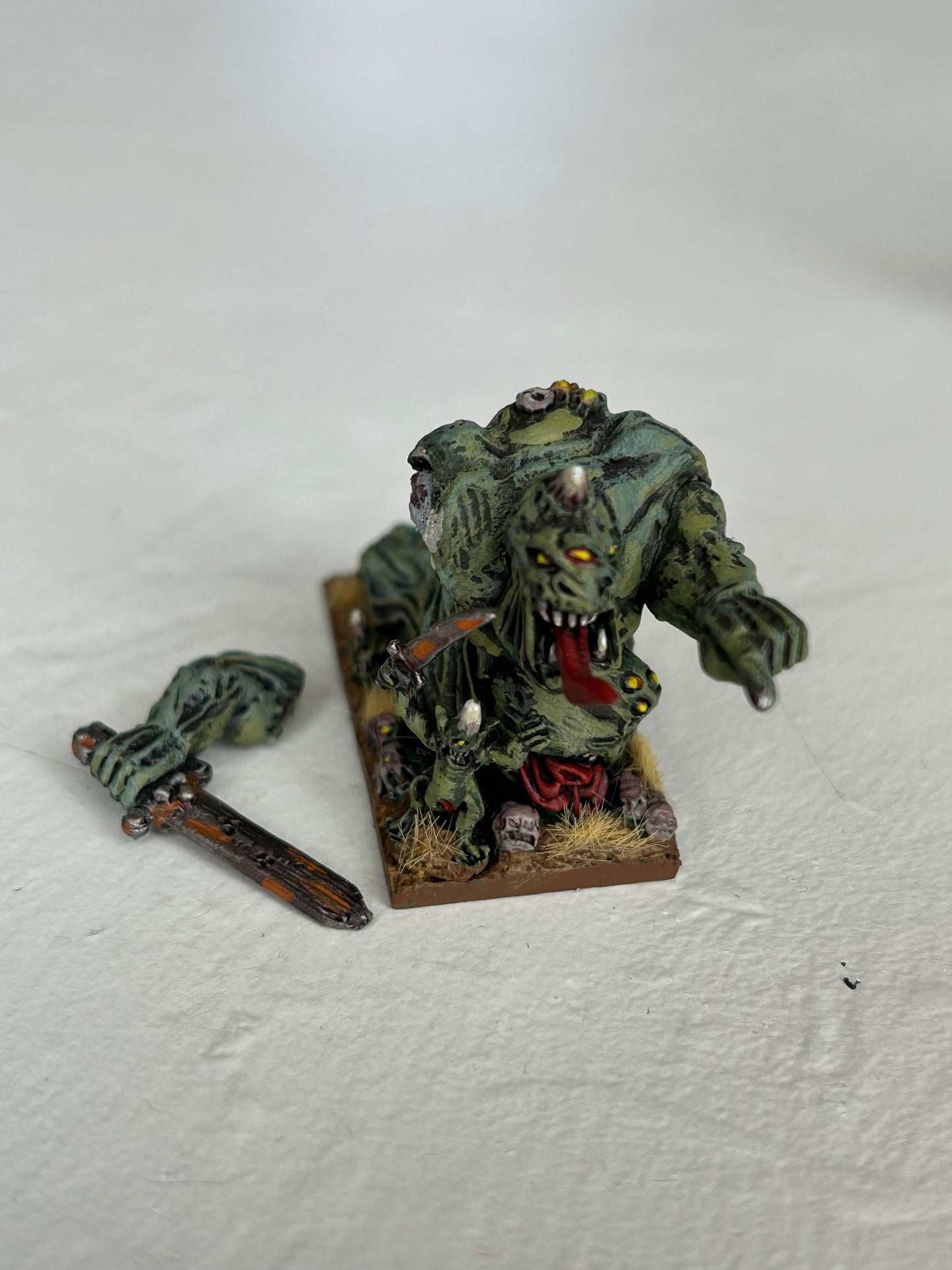GW Warmaster Chaos - Greater Daemon of nurgle  (metal) (687) massbattles 10mm