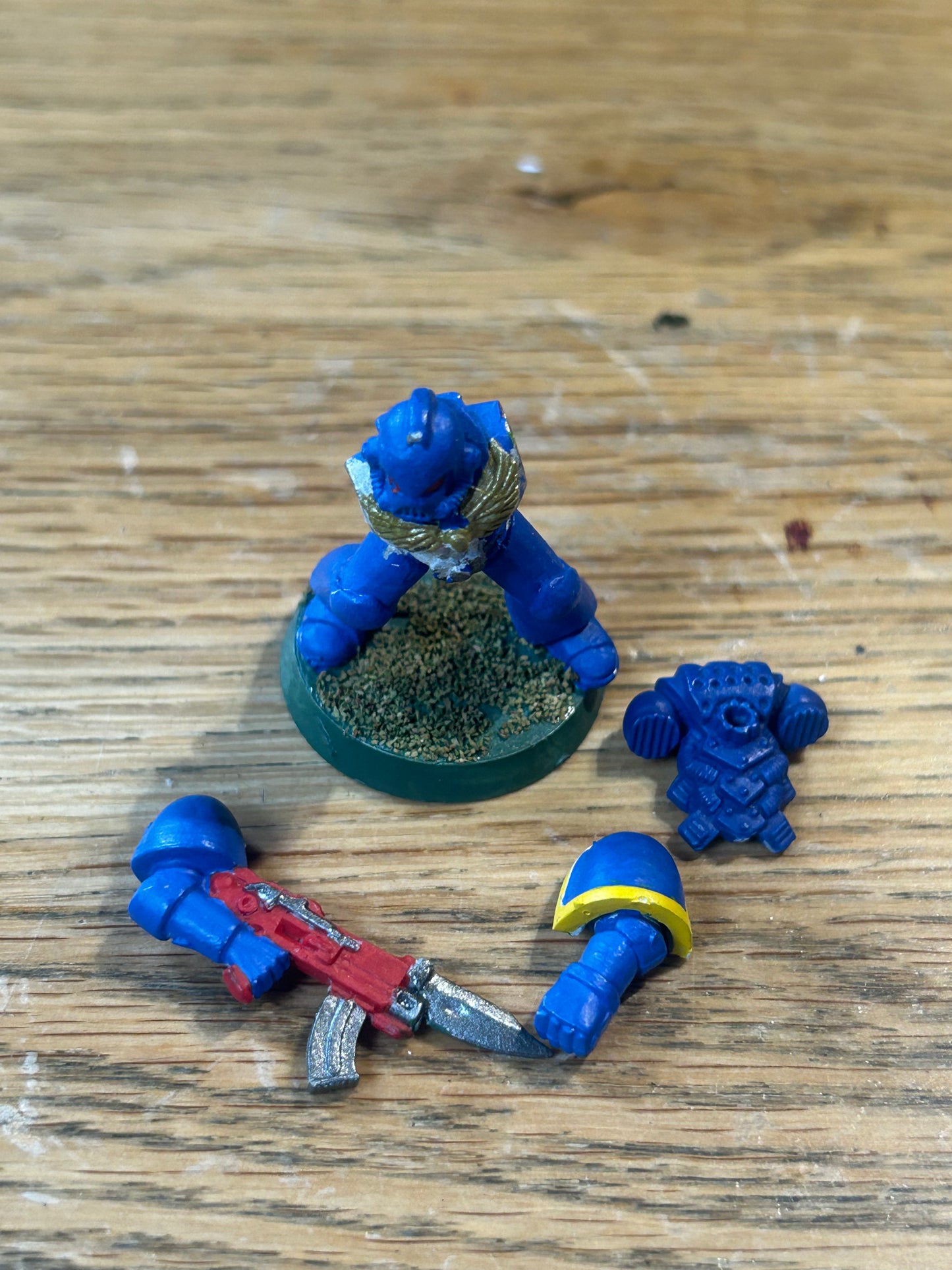 Classic Space Marine  - tactical marine Warhammer 40K Metal