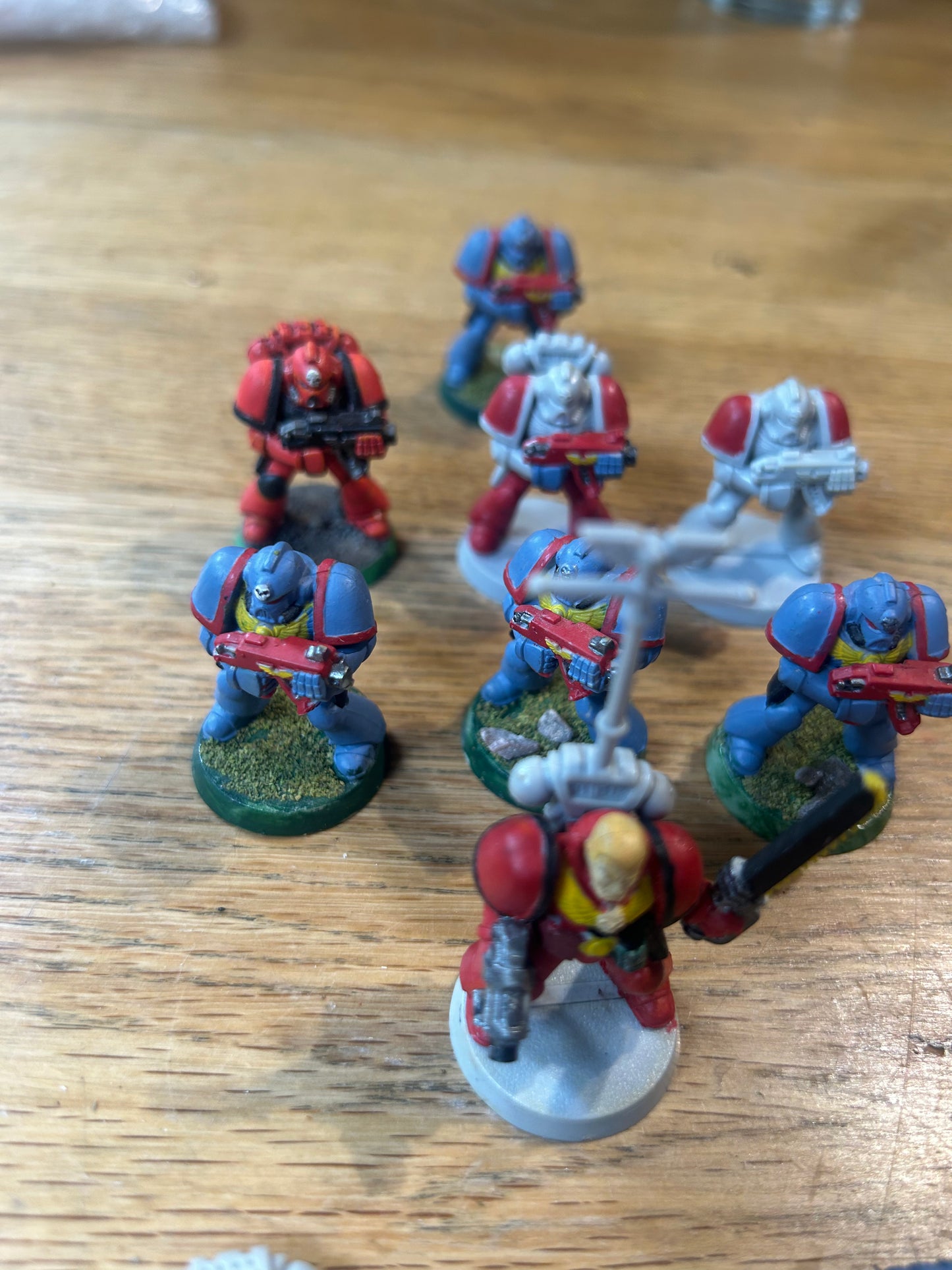 Warhammer 40k space marine plastic tactical squad (just the sergeant and 7 marines)