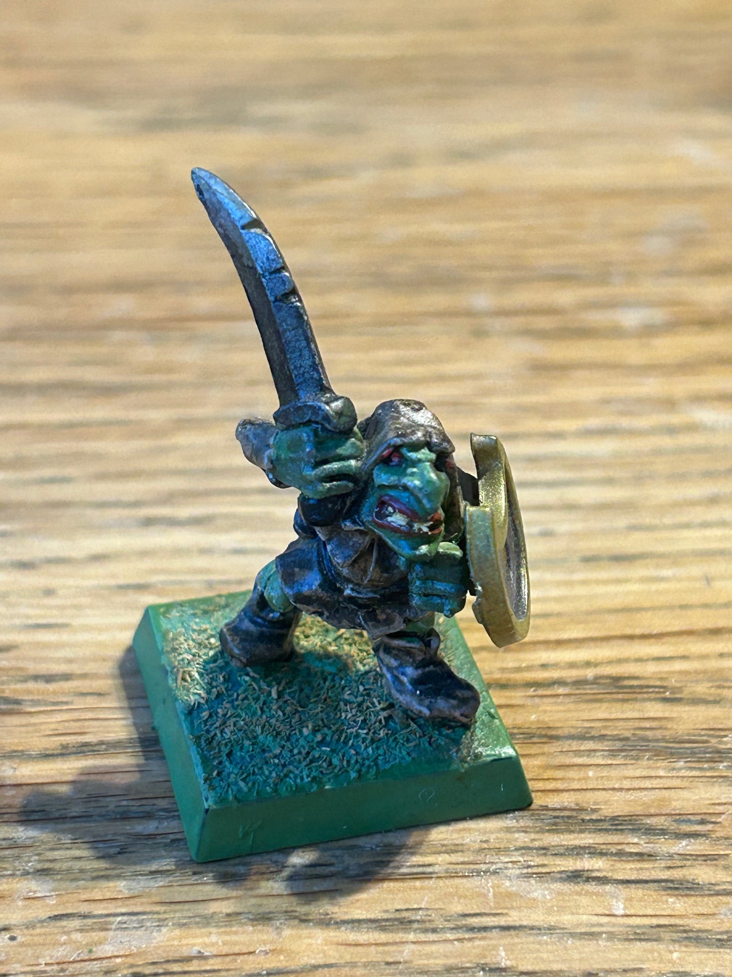 Warhammer fantasy marauder miniatures mm30 goblin with sword