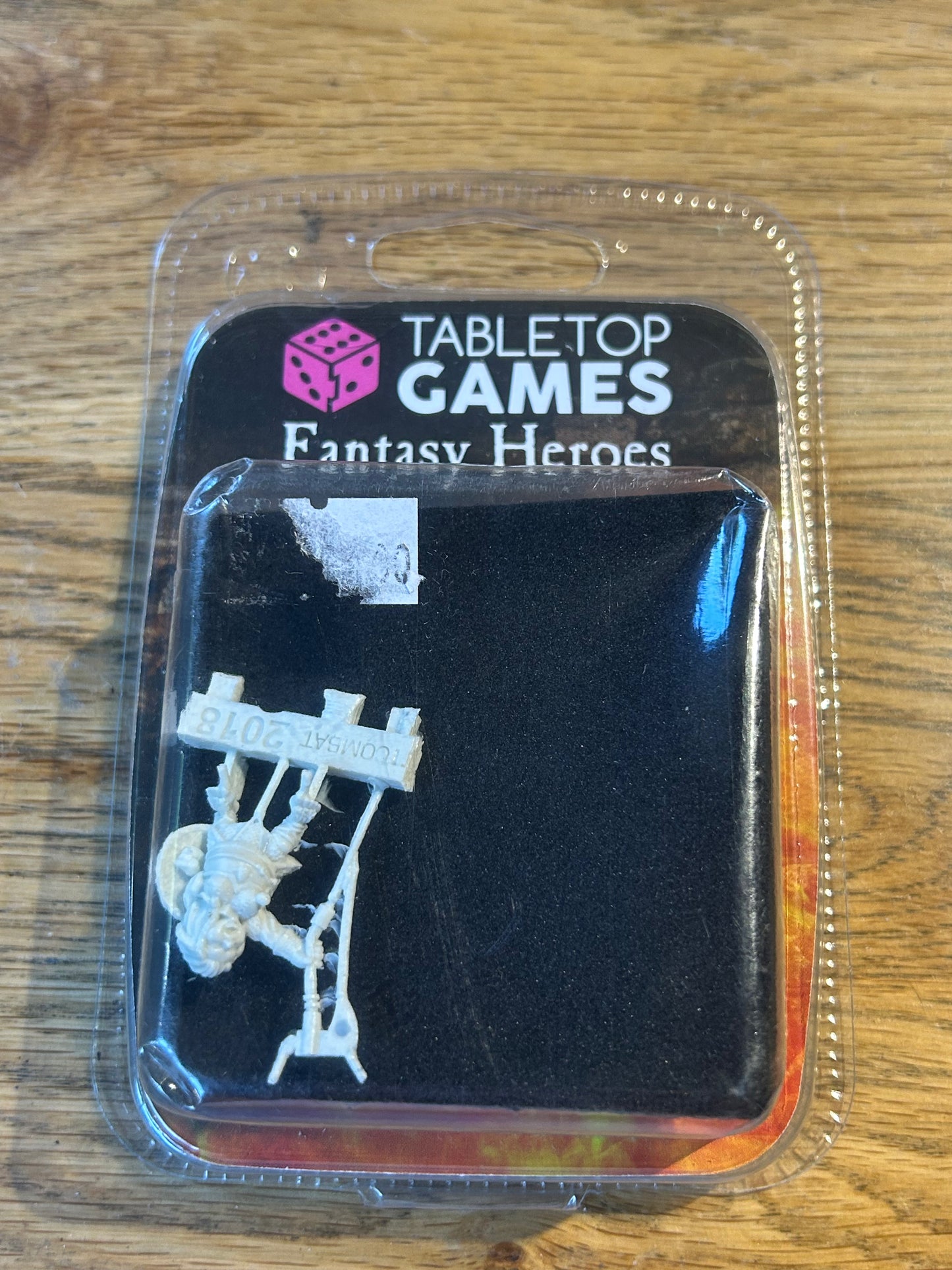 MaxMini BNIB Shield Maiden Queen halfling