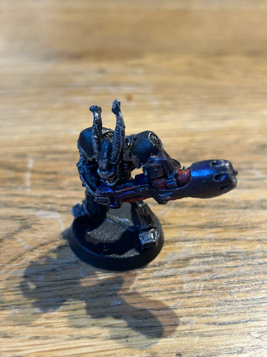 Games Workshop Warhammer 40k Rogue Trader Chaos Renegades Heavy Weapon Heavy Plasma Gun  Marine (no backpack)