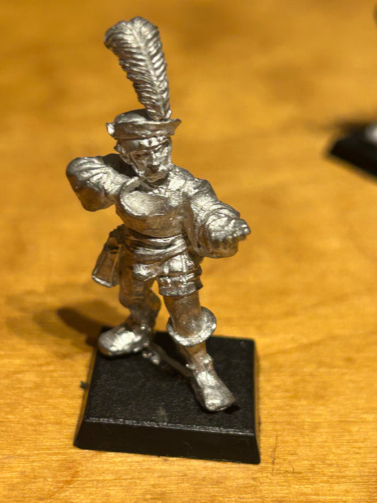 Warhammer fantasy Empire Crossbowman (no crossbow)