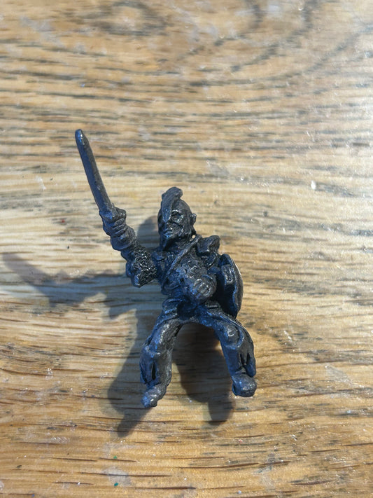 Warhammer Fantasy Dark Elf C21 (2C-09)
Dark Elf Rider w. Sword Raised