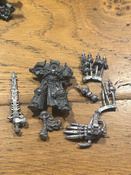 Warhammer 40k Chaos Space Marines Abaddon the Despoiler metal