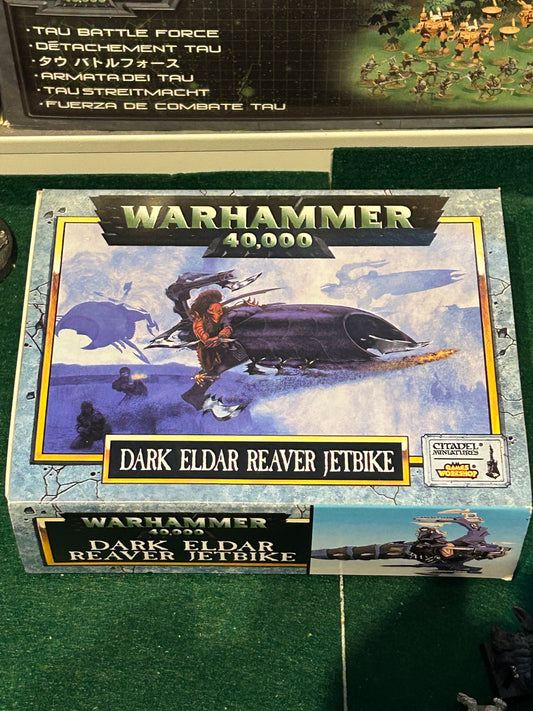 Warhammer 40k dark eldar reaver JetBike with box