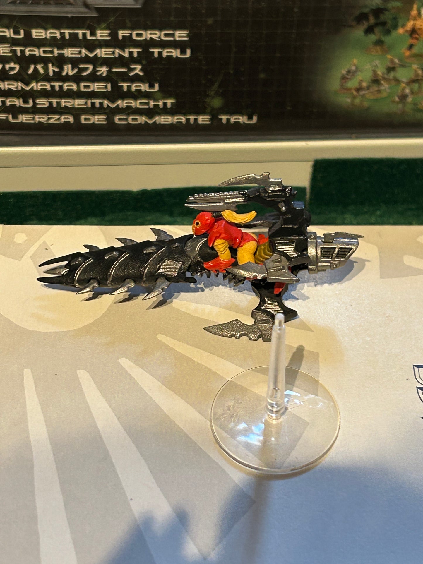 Warhammer 40k dark eldar reaver JetBike with box