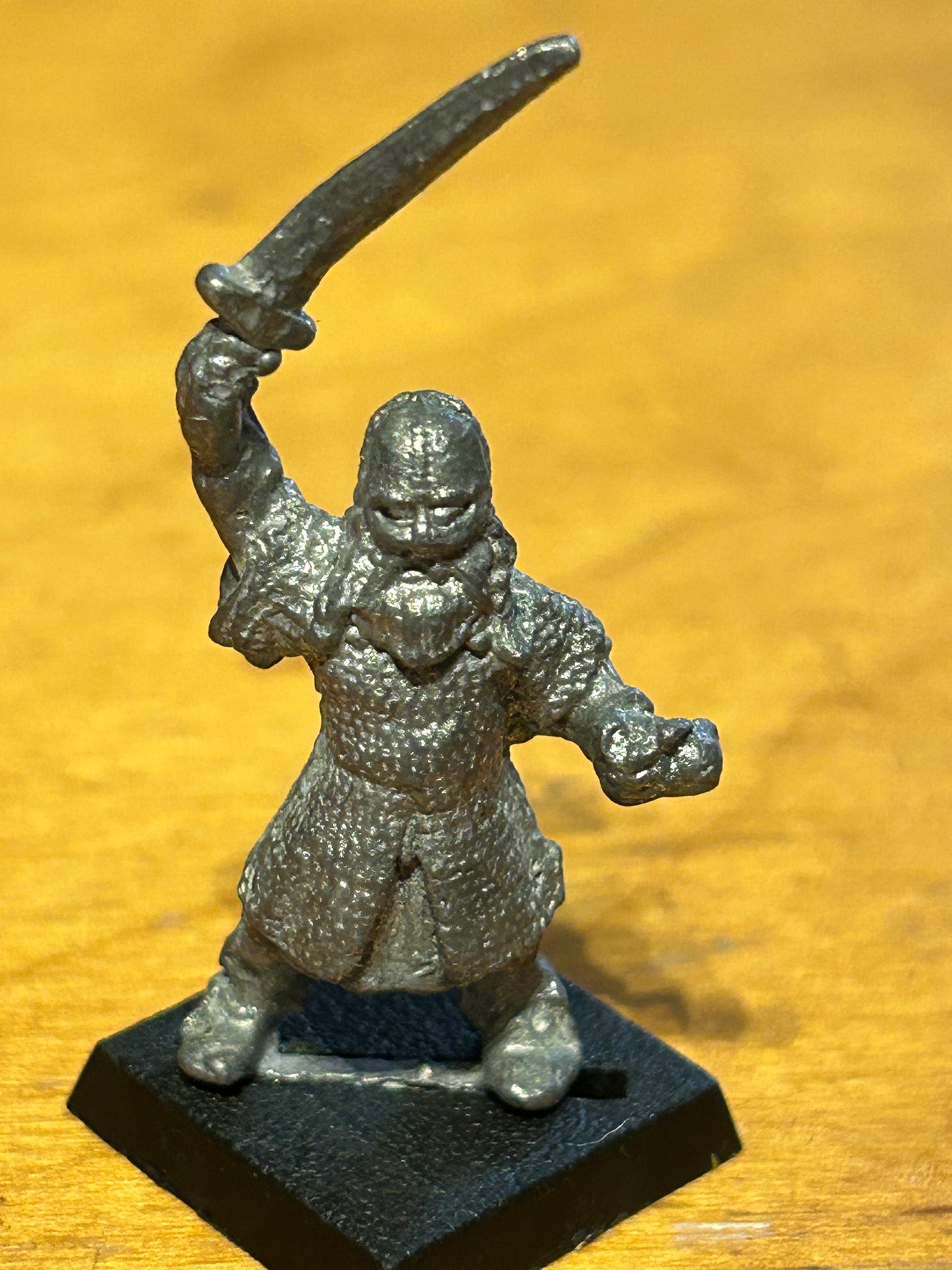 Warhammer Fantasy Old World Norse/Barbarian/Viking with sword