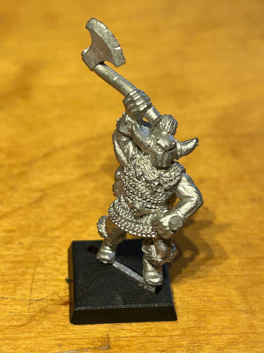CITADEL WARHAMMER OOP DOW CHAOS MARAUDER BEARMEN OF URSLO TROOPER