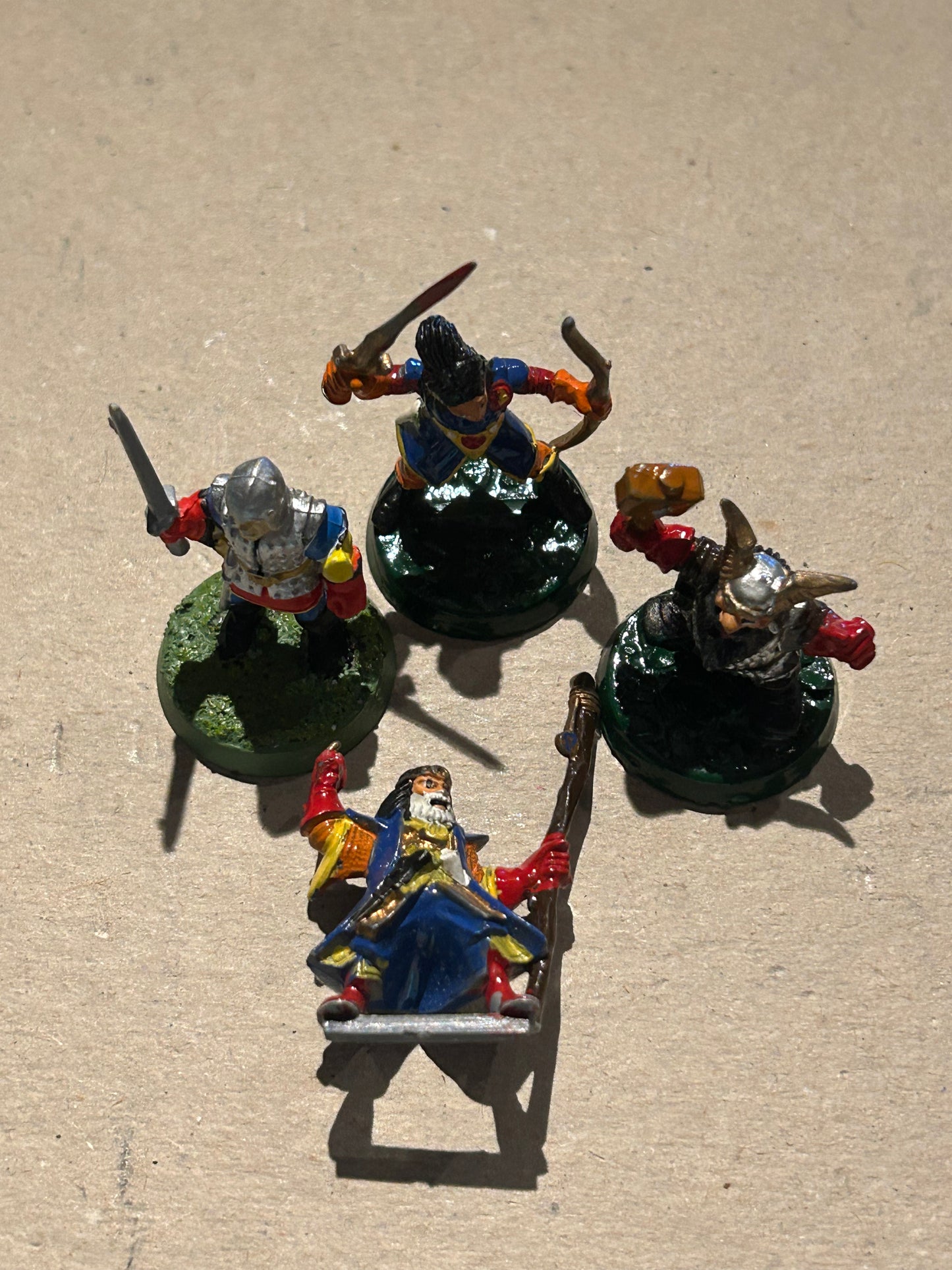 Advanced Heroquest warhammer Fantasy selection of characters (dwarf, elf, wizard and henchman)
