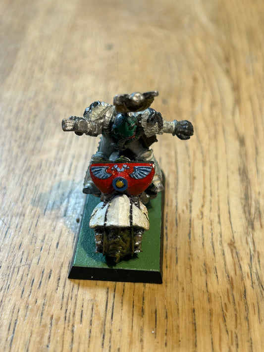 Warhammer 40k Rogue Trader  Chaplain & Devotion Banner On Bike OOP