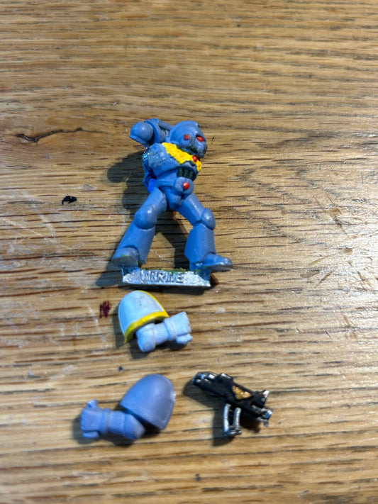 Classic Space Marine  - tactical marine Warhammer 40K Metal