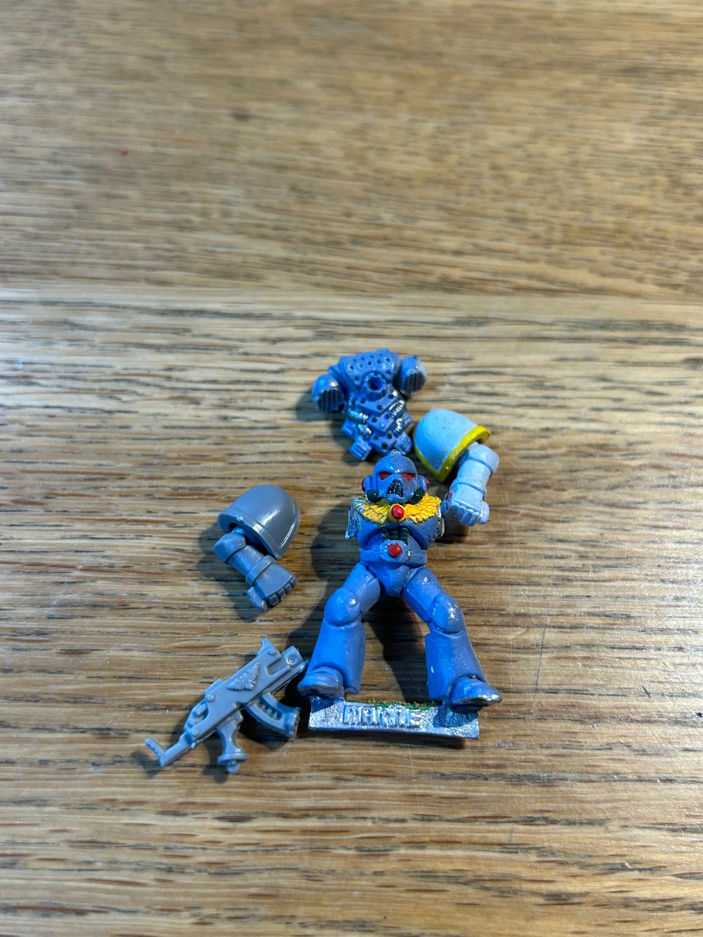 Classic Space Marine  - tactical marine Warhammer 40K Metal