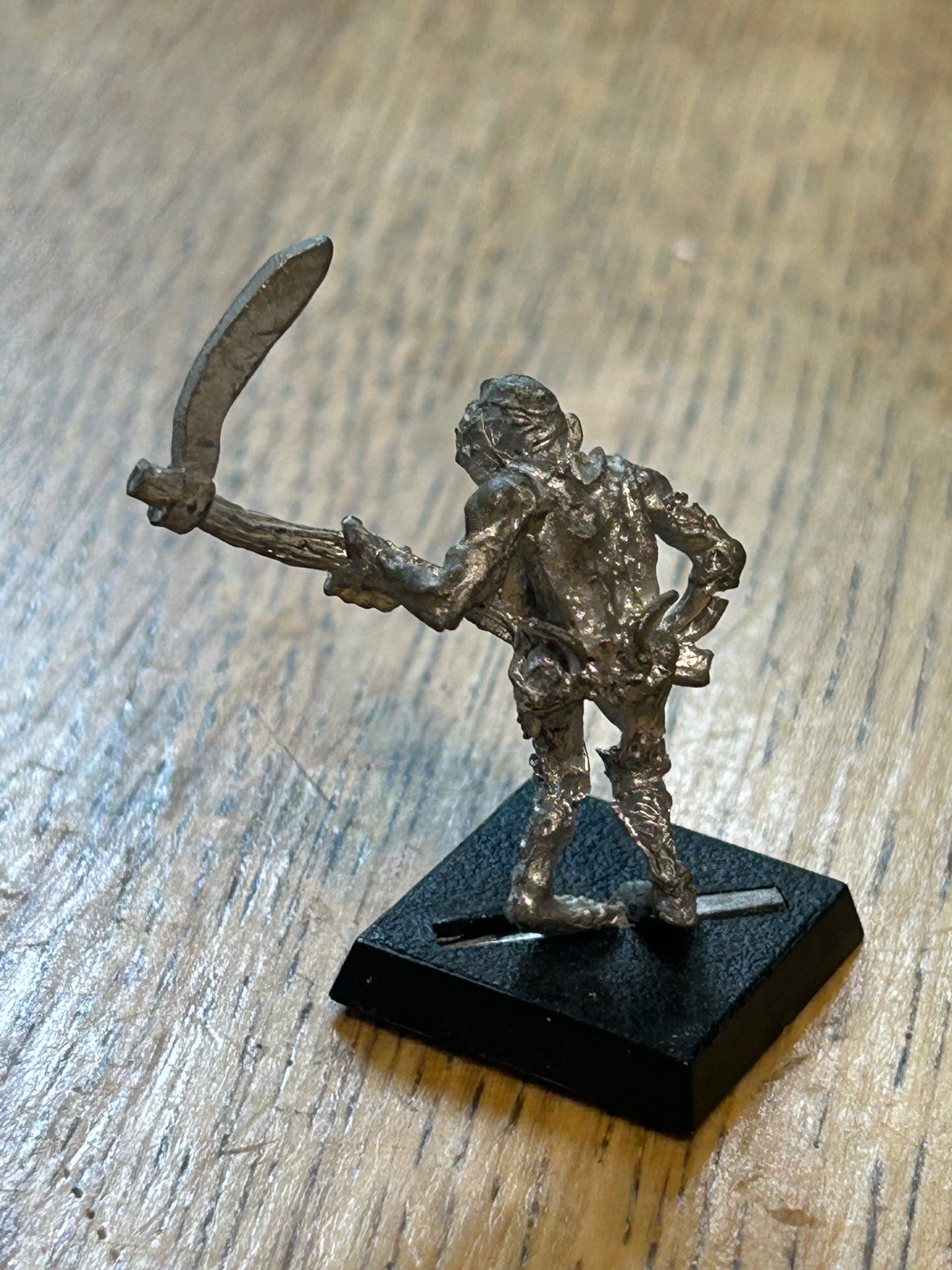 Warhammer fantasy c18 zombies zombie with scythe  undead vampire counts