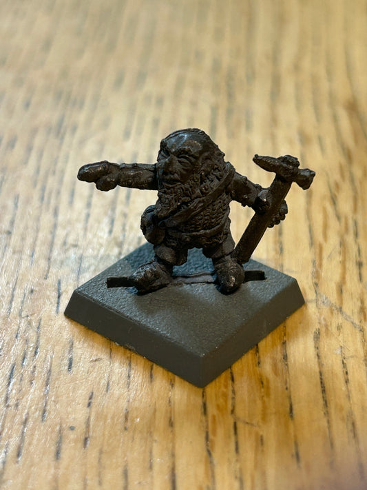 Citadel - Warhammer - C11 Gnomes - Gnome Hillbreath w/ Warhammer, 1985