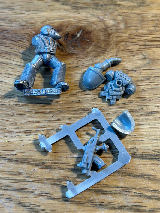 OOP Rogue Trader Metal Space Marines MK6 Corvus armour