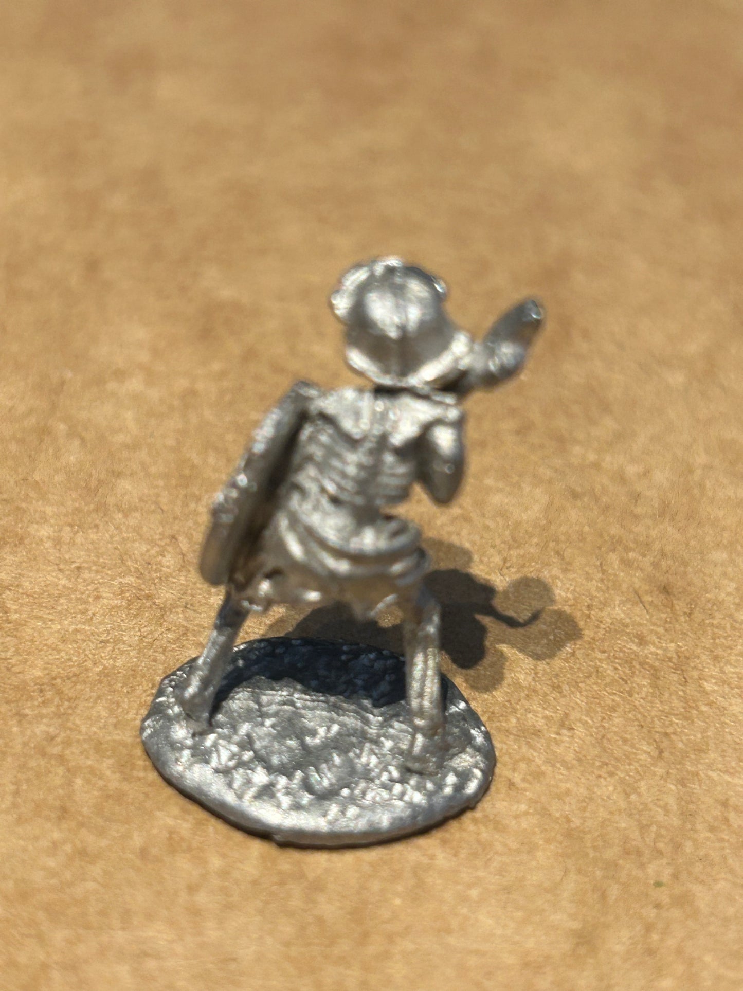 Warhammer fantasy undead fantasy tribes Skeleton Attacking w. Axe & Shield FTS5