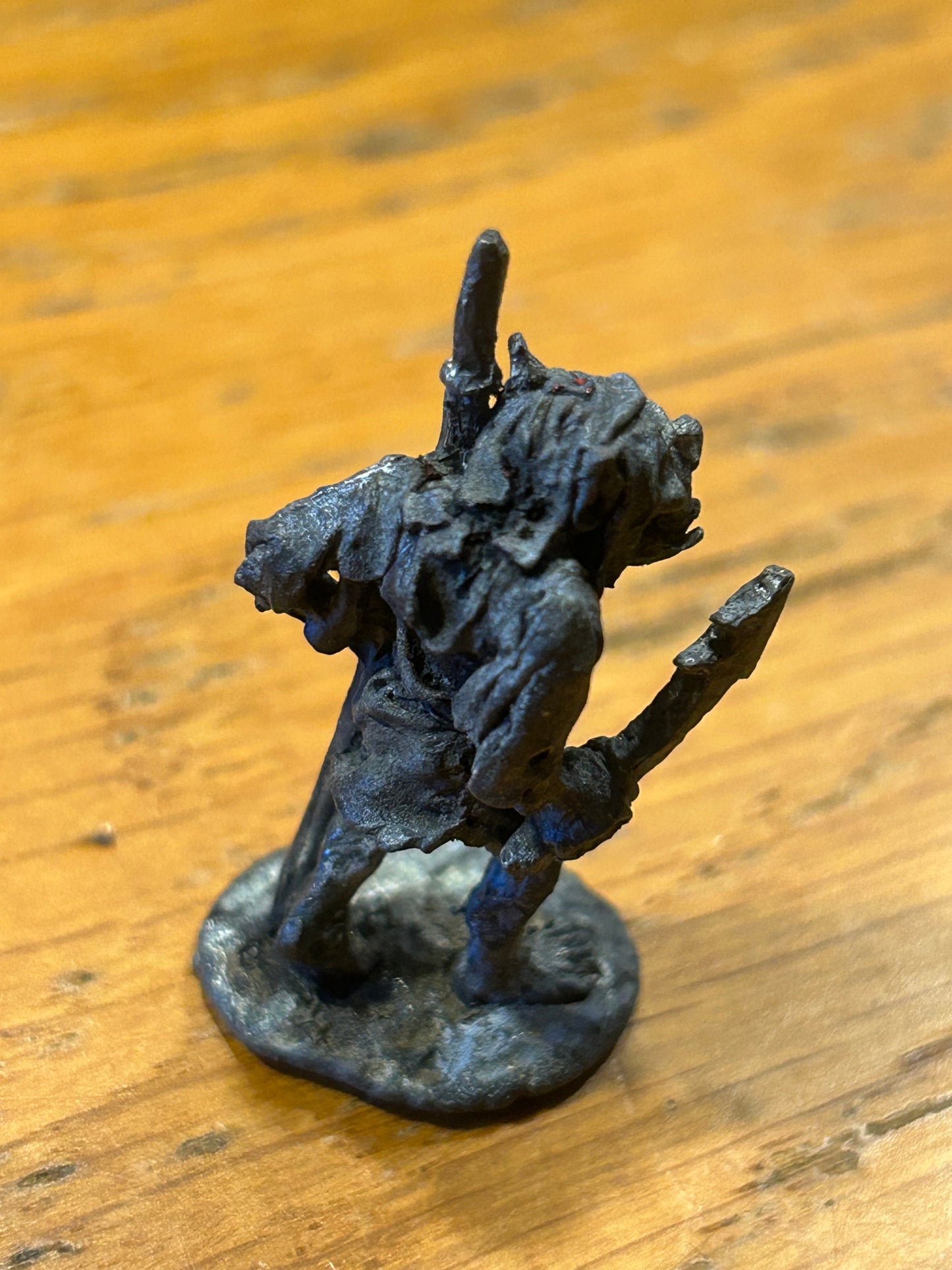 Citadel - Pre Slotta - Warhammer - C16  Orc Warrior -  with axe and spear 1984 Fantasy tribes orcs FTO9 orc advancing with axe and spear
