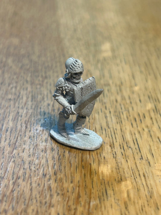 Grenadier 6002 (g) Knight in Plate Metal Miniature Fantasy raiders of the undead