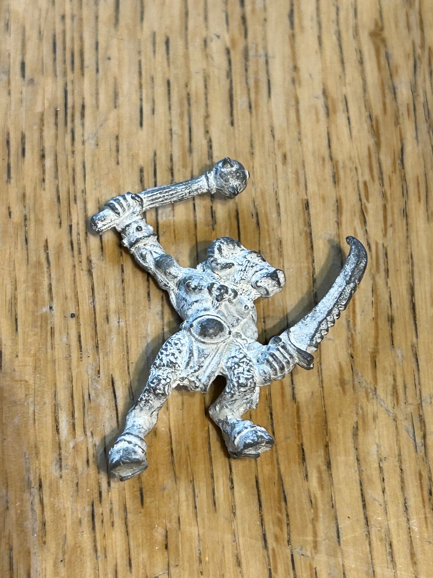 Imperial Guard Beastman with Sword & Mace Rogue Trader Metal Citadel 40k  (no tab; has white primer in the recesses)
