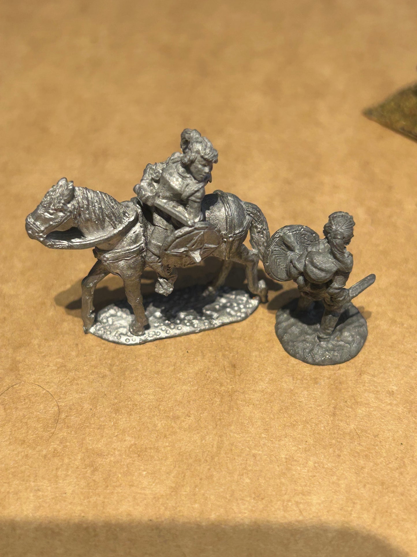C33 mounted adventurer Citadel Fantasy Adventurers FA19 /FAC19 Mounted and foot female fighter Warhammer