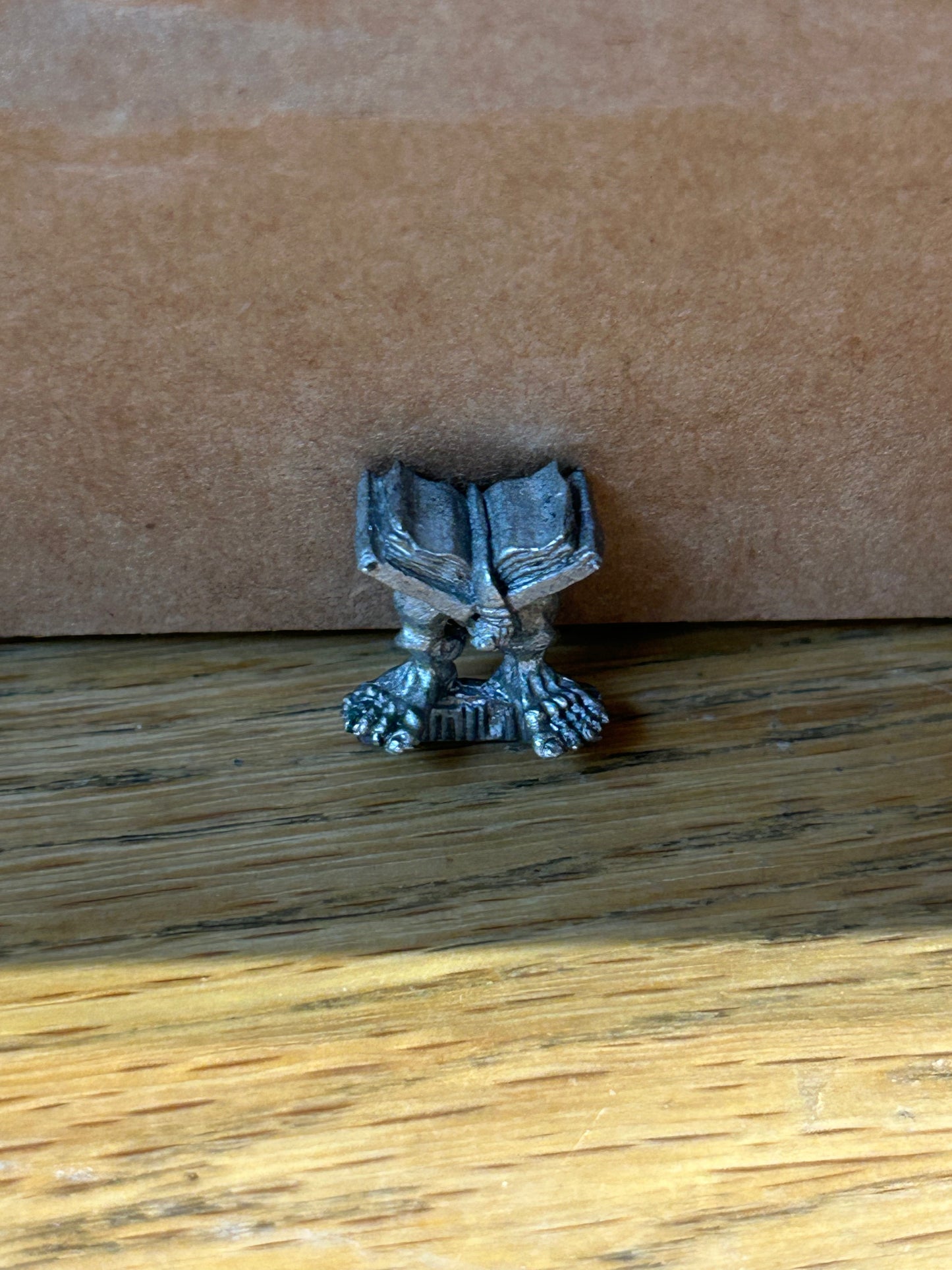 Warhammer Classic Familiar walking book chaos